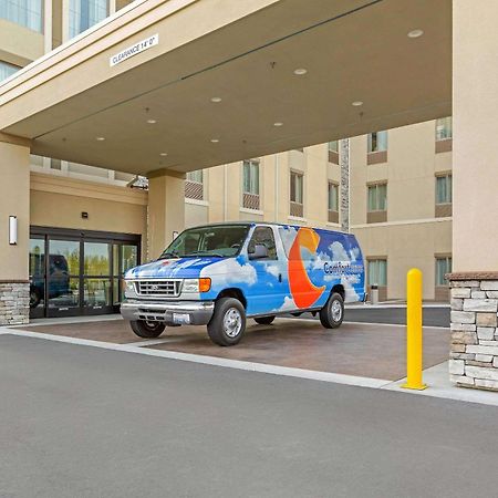 Comfort Suites Burlington Near I-5 Екстер'єр фото