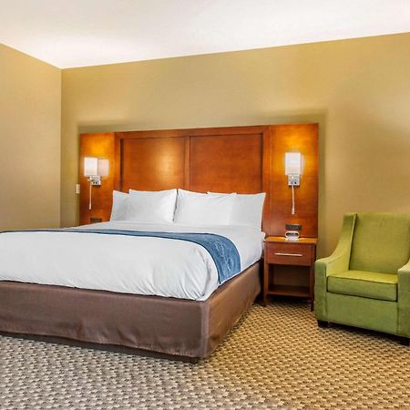 Comfort Suites Burlington Near I-5 Екстер'єр фото