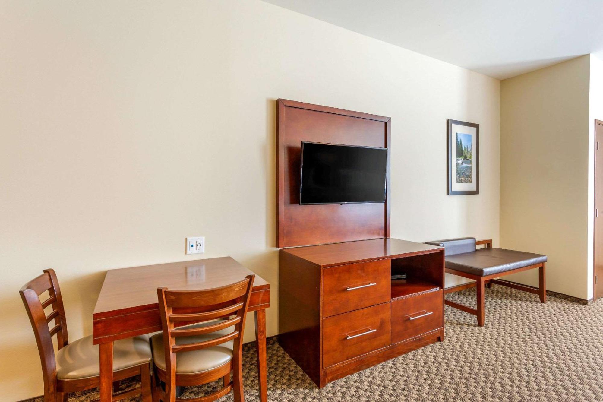 Comfort Suites Burlington Near I-5 Екстер'єр фото