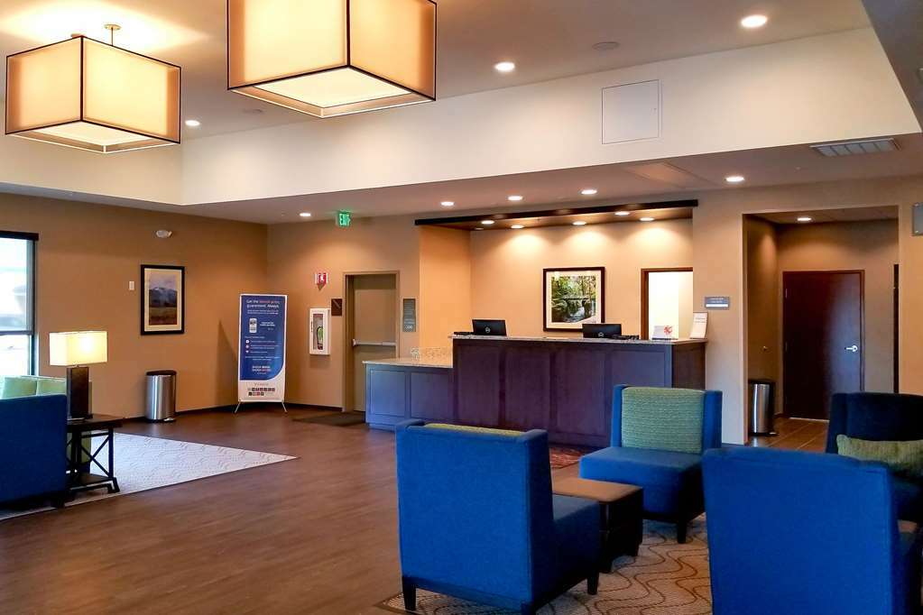 Comfort Suites Burlington Near I-5 Інтер'єр фото